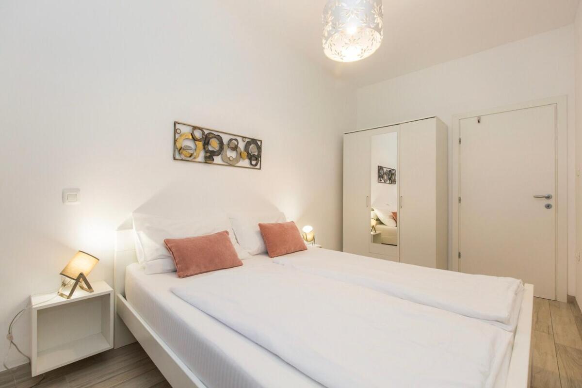 Istria Sea Side Apartment 210 & 209 Labin  Room photo